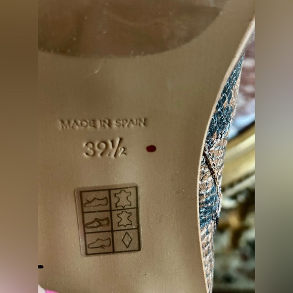 FREE PEOPLE 'RUBY SHINE' SNAKE PRINTEDLEATHER BOOTS 39.5 (9.5) - Picture 5 of 9